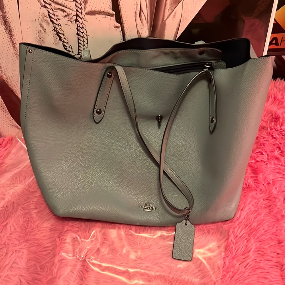 Coach shoulder bag